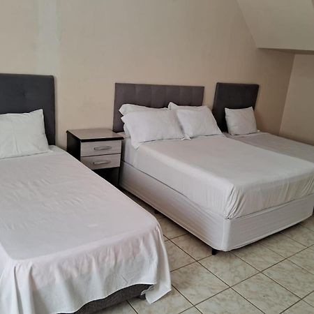 São Roque Casa Santa Amelia C/ Garagem 빌라 외부 사진